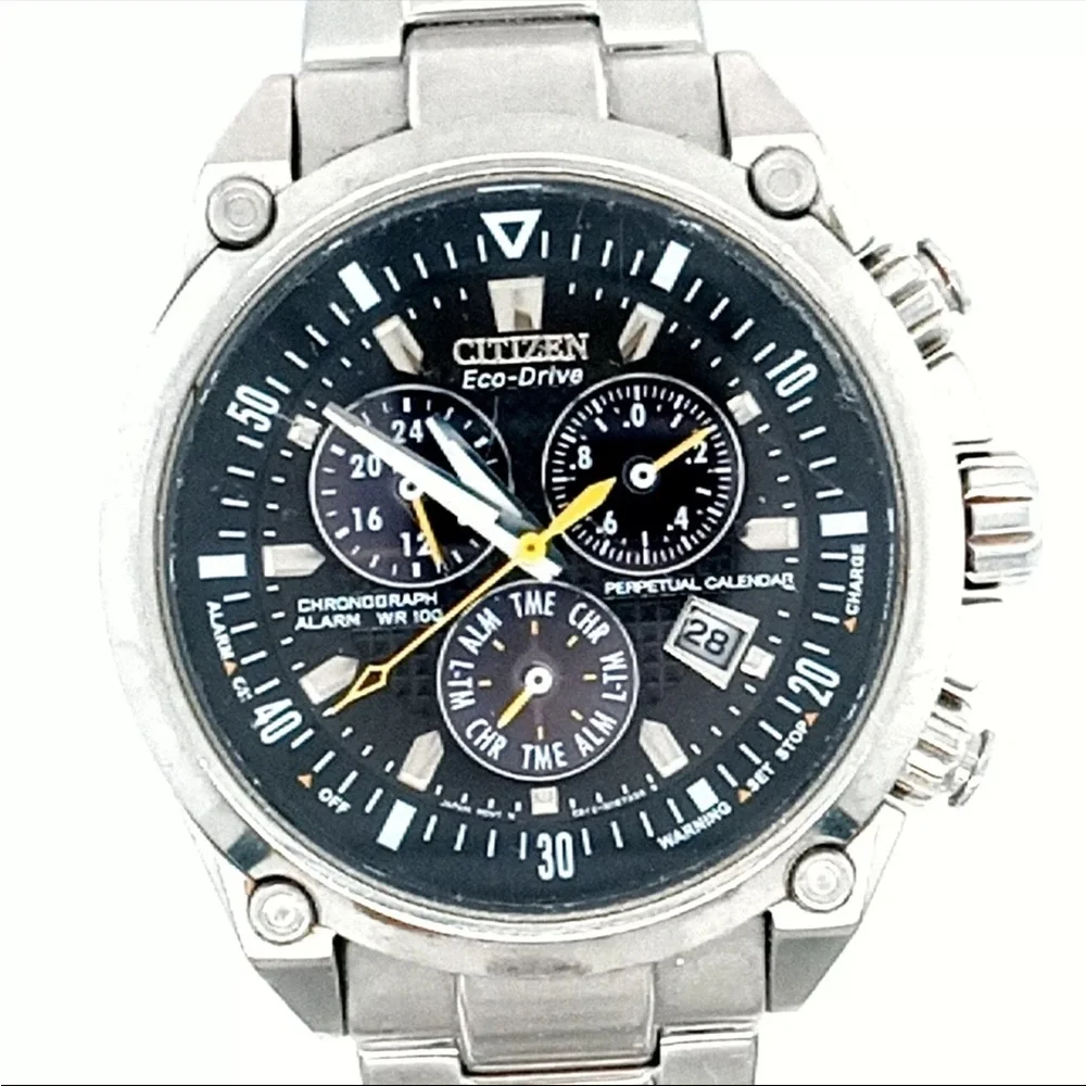 Citizen World Chronograph A-T Mens Chronograph Multi-Function Atomic Time Silver
